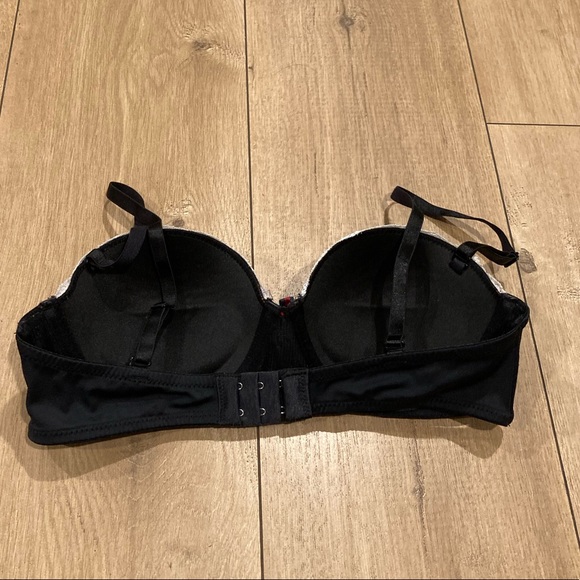 Tommy Hilfiger Size 34B Bra - Picture 2 of 7